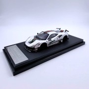 Aurora Model Ferrari F8XX Mansory White 1:64 przód
